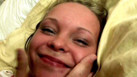 Sinful blonde Alina gets her tiny cuch screwed
